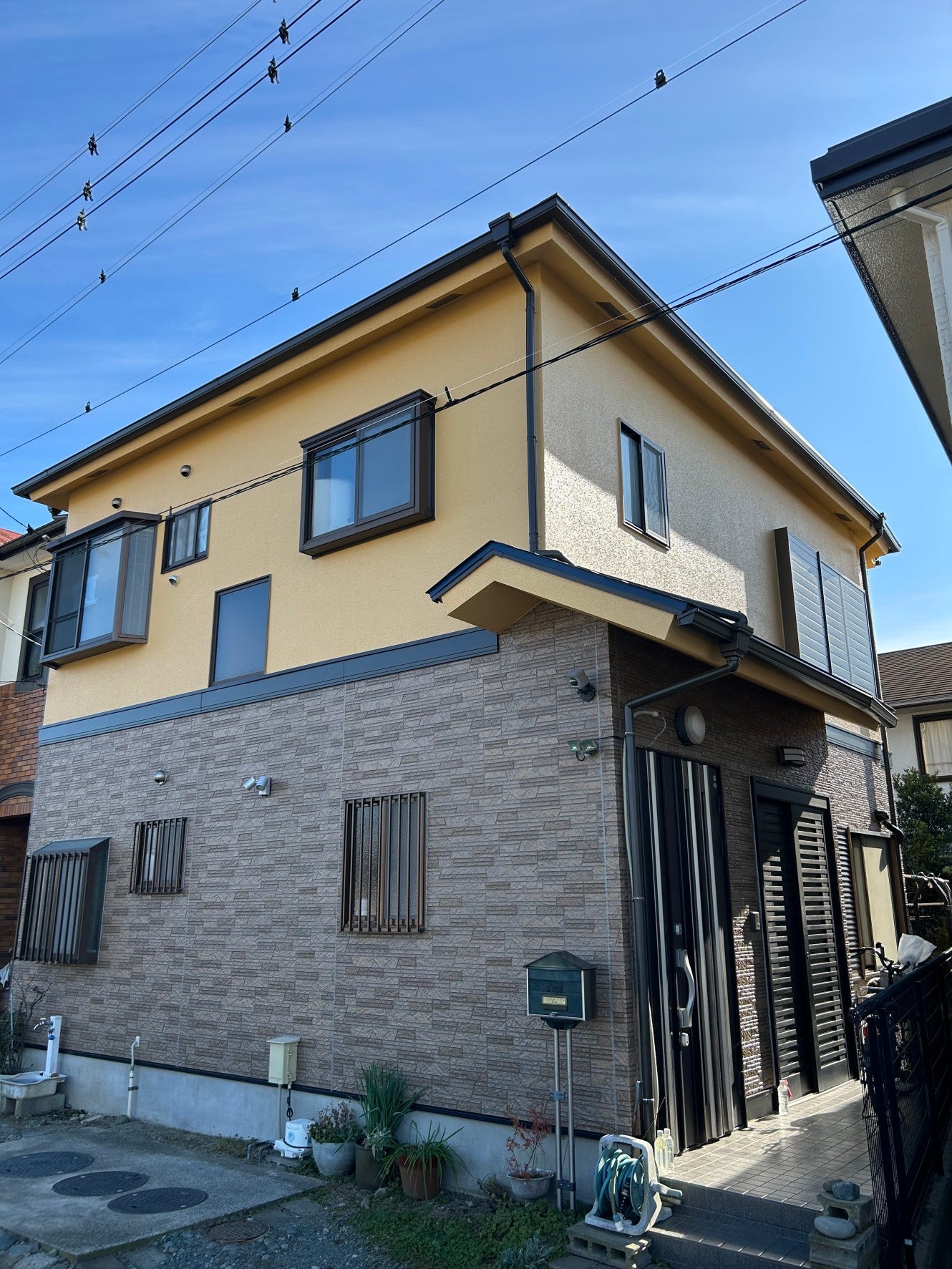 屋根外壁工事｜屋根葺替え 外壁塗装 ポリカ張り替え｜小田原市