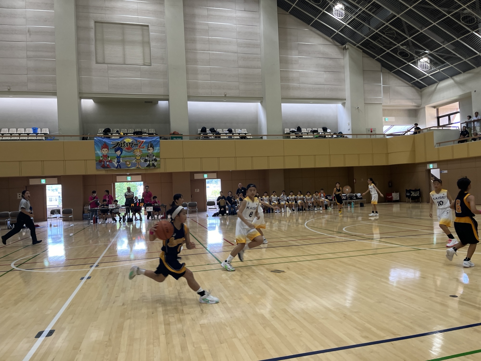 バスケットボールの試合の様子