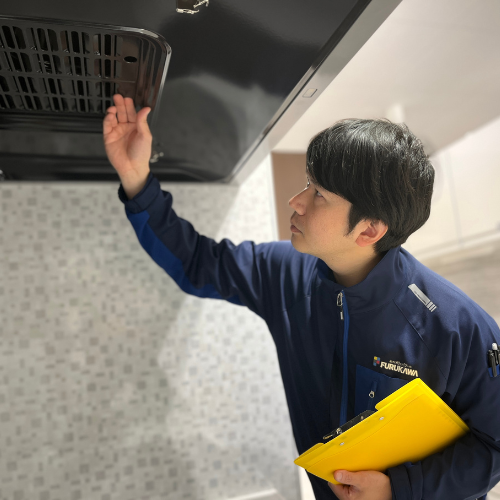 サービスプランナー 鈴木