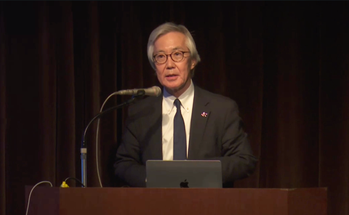 講演される中川恵一先生